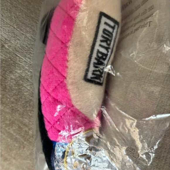 Haute Diggity Dog NWT! “Tory Bark” Dog Shoe Toy 👠🐾 - Picture 5 of 6